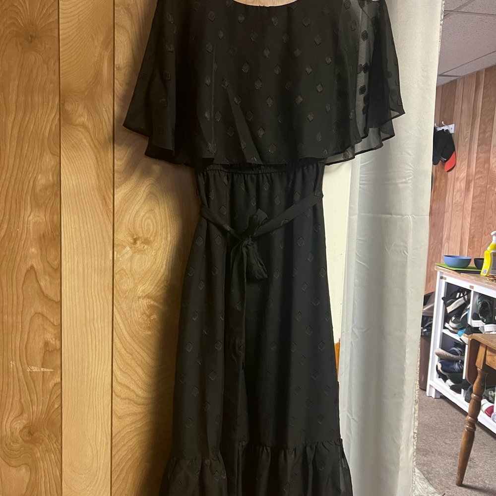 Beautiful black dress!!!